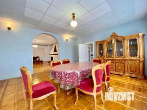 Дом 300м², 3-этажный, посуточно,