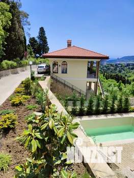 Дом 140м², 2-этажный, посуточно,