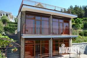 Дом 40м², 2-этажный, посуточно,