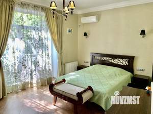 Дом 250м², 2-этажный, посуточно,