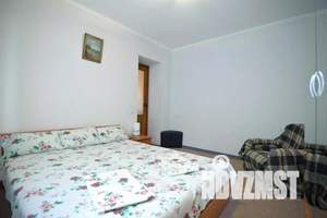 Дом 150м², 3-этажный, посуточно,