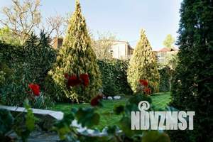 Дом 220м², 2-этажный, посуточно,