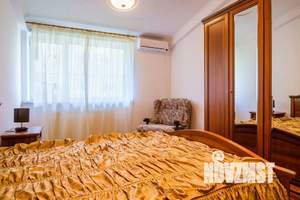 Дом 275м², 3-этажный, посуточно,