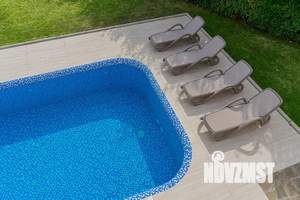 Дом 360м², 3-этажный, посуточно,