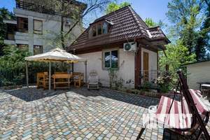 Дом 48м², 2-этажный, посуточно,