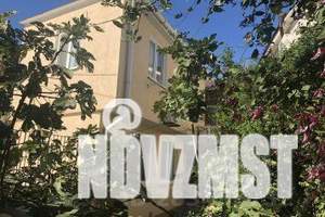 Дом 50м², 2-этажный, посуточно,