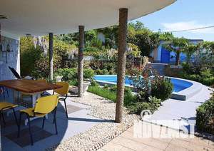 Дом 350м², 3-этажный, посуточно,