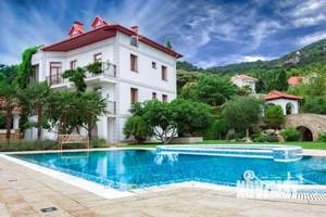 Дом 520м², 3-этажный, посуточно,