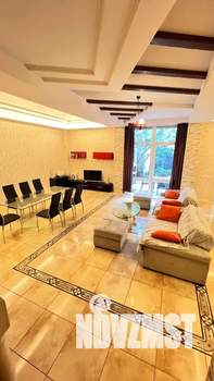 Дом 200м², 4-этажный, посуточно,