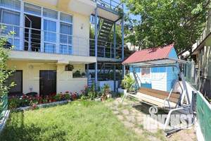 Дом 100м², 3-этажный, посуточно,