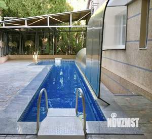 Дом 390м², 3-этажный, посуточно,