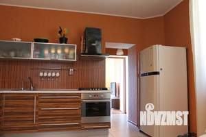 Дом 130м², 3-этажный, посуточно,