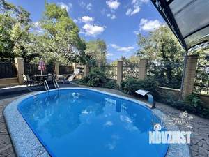 Дом 269м², 3-этажный, посуточно,