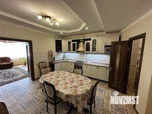 Дом 130м², 3-этажный, посуточно,