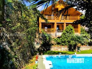 Дом 250м², 3-этажный, посуточно,