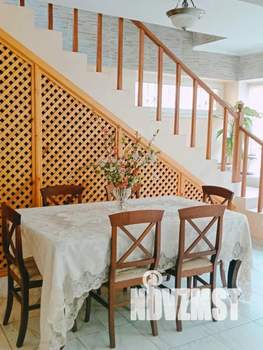 Дом 130м², 3-этажный, посуточно,