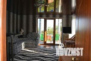 Дом 150м², 3-этажный, посуточно,