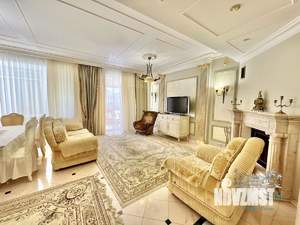 Дом 250м², 2-этажный, посуточно,