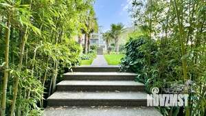 Дом 400м², 2-этажный, посуточно,