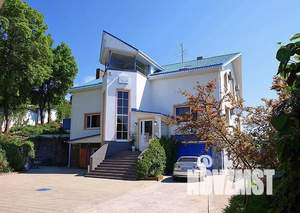 Дом 350м², 3-этажный, посуточно,