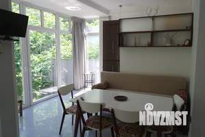 Дом 80м², 2-этажный, посуточно,