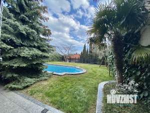 Дом 500м², 3-этажный, посуточно,