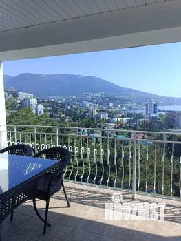 Коттедж 1400м², 3-этажный, на длительный срок,