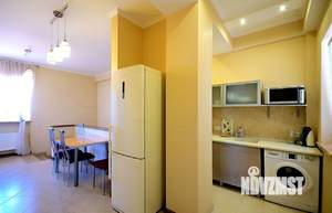 Таунхаус 80м², 3-этажный, на длительный срок,