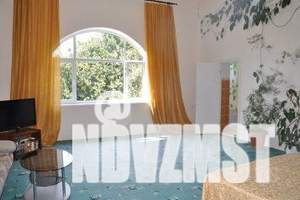 Дом 10м², 2-этажный, посуточно,