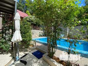 Дом 210м², 2-этажный, посуточно,