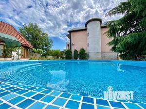 Дом 300м², 3-этажный, посуточно,