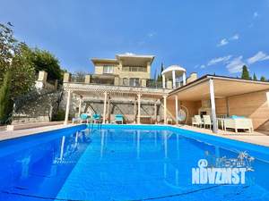 Дом 300м², 3-этажный, посуточно,