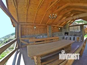 Дом 300м², 2-этажный, посуточно,