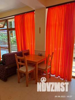 Дом 40м², 2-этажный, посуточно,