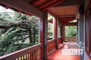 Дом 250м², 2-этажный, посуточно,