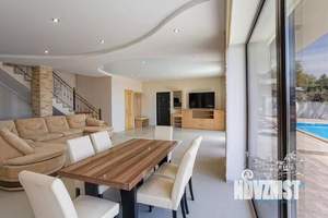 Дом 200м², 2-этажный, посуточно,