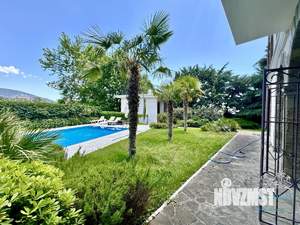 Дом 300м², 2-этажный, посуточно,