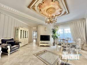 Дом 320м², 3-этажный, посуточно,