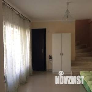 Дом 67м², 2-этажный, посуточно,