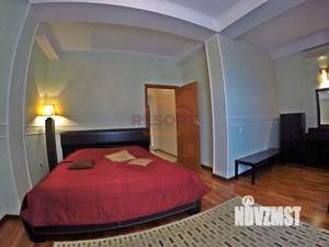 Дом 250м², 3-этажный, посуточно,