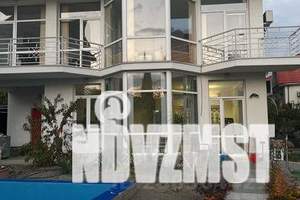 Дом 300м², 2-этажный, посуточно,