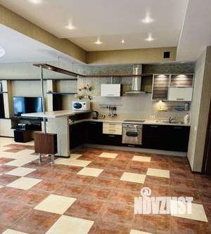 Таунхаус 160м², 2-этажный, на длительный срок,