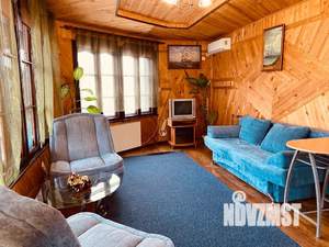 Дом 200м², 2-этажный, посуточно,