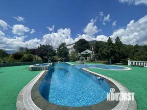 Дом 600м², 2-этажный, посуточно,