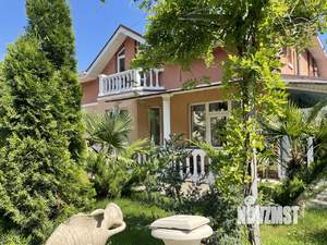 Дом 120м², 2-этажный, посуточно,