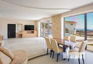 Дом 200м², 3-этажный, посуточно,