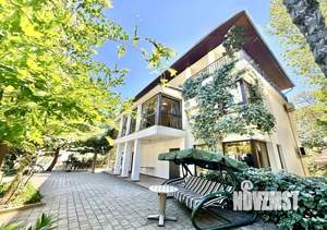 Дом 311м², 3-этажный, посуточно,