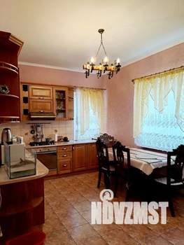 Дом 450м², 3-этажный, посуточно,