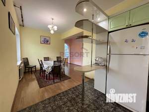 Дом 350м², 3-этажный, посуточно,