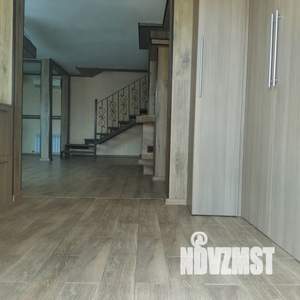 Дом 180м², 3-этажный, посуточно,